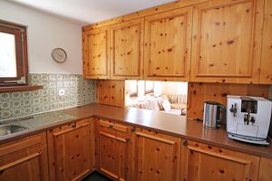 Separate Küche mit Durchreiche