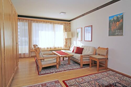 Heller Wohn-/Schlaf-/Essbereich